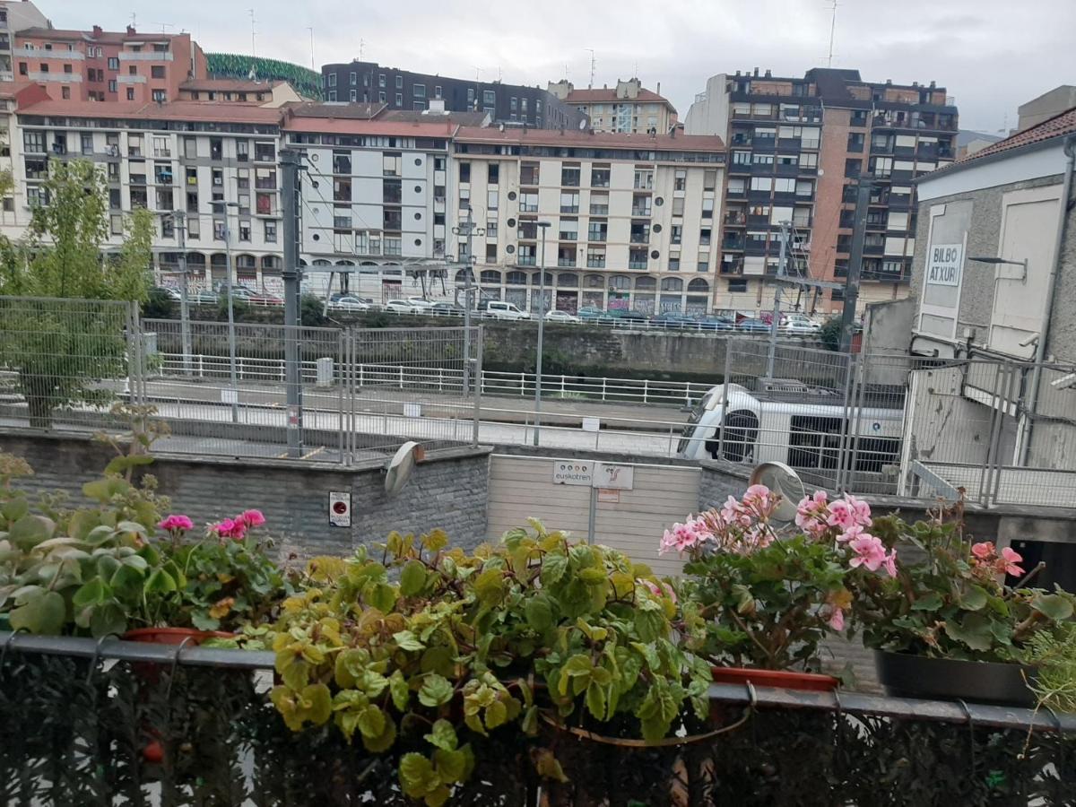Apartamento El 31 De Bilbao Luaran gambar