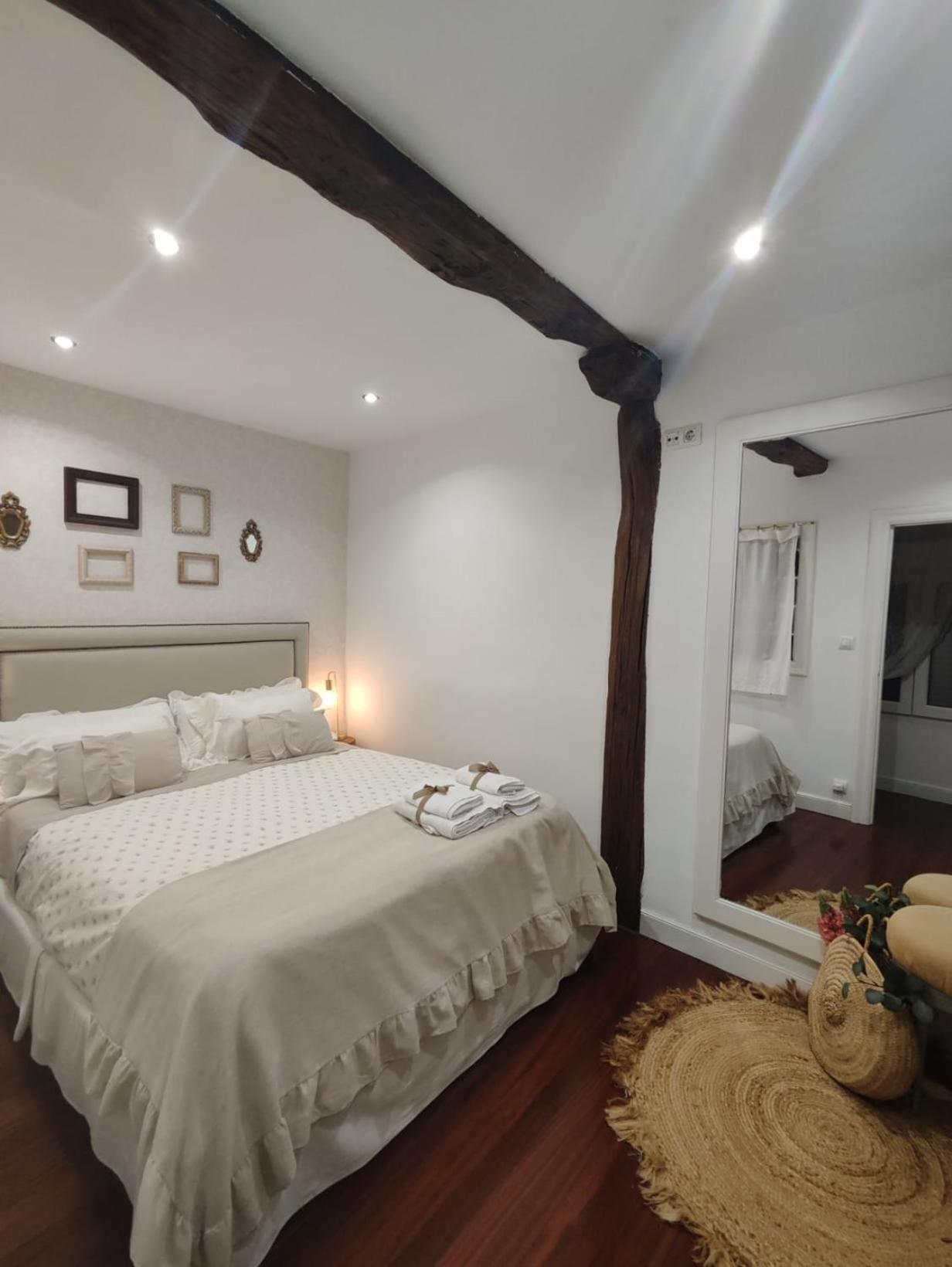 Apartamento El 31 De Bilbao Luaran gambar